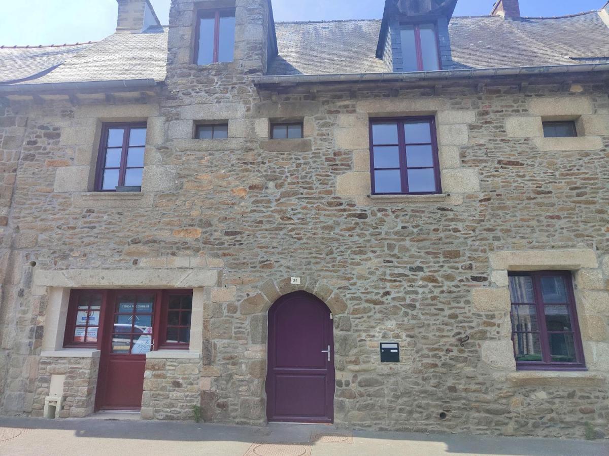 Appart Halo Et Duplex Les Filles Dinan Esterno foto